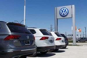 Volkswagen estimează o creştere a veniturilor în 2025