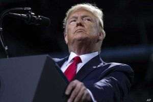 Trump ameninţă Uniunea Europeană cu taxe vamale de 200% pe alcool