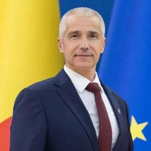 Ministrul Justiţiei, Radu Marinescu: "Ne aflăm la un moment de bilanţ pentru un an aparte, presărat cu tensiuni sociale şi politice considerabile, în care mecanismele democratice au fost testate într-un mod intens". (Sursa foto: facebook / Radu Marinescu)