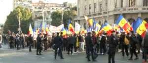 AUR anunţă că va protesta, miercuri, începând cu ora 16:00, în faţa sediului AEP