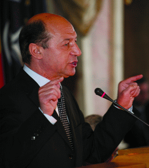 Traian Băsescu: "Important pentru Justiţie este ca dreptatea să se facă repede". 