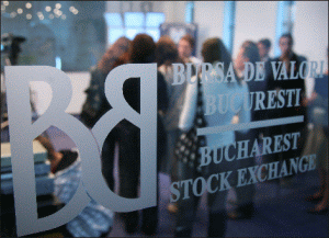 Investors remain cautious due to the high level of uncertainty on the international financial markets and the domestic economy.