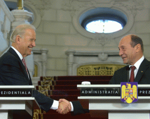 Joe Biden şi Traian Băsescu au anunţat că parteneriatul SUA cu România va fi consolidat.