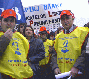 Sindicaliştii din învăţământ ar putea relua protestele.