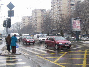 Asigurarea de tip CASCO se află pe primul loc în topul preferinţelor românilor, alături de asigurarea de locuinţă, fiind urmată de asigurările de viaţă, asigurările de bunuri, asigurările private de sănătate şi de pensiile private facultative.