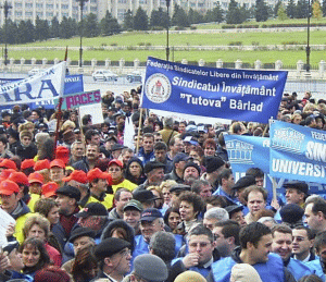 Sindicaliştii din învăţământ se pregătesc de manifestaţii