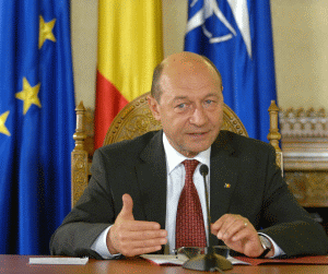 Băsescu cere reducerea TVA şi impozitarea pensiilor