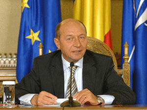 Băsescu a plecat la Baku, pentru semnarea declaraţiei privind susţinerea AGRI