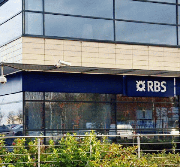 RBS iese din programul guvernamental de garantare a activelor toxice