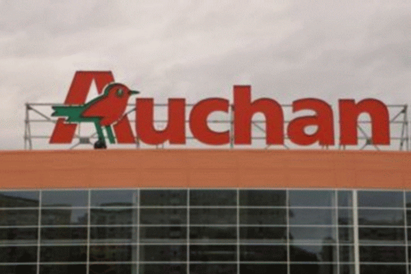 Auchan a cumpărat hipermarketurile Real