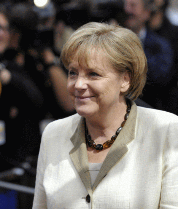 Merkel consideră creşterea şi locurile de muncă din UE ca parte a politicii germane