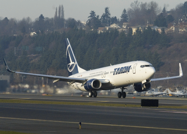 Conflict între conducere şi sindicalişti la "Tarom"