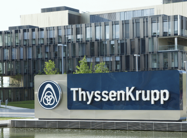 "ThyssenKrupp" încearcă, din mai 2012, să-şi înstrăineze fabricile din SUA şi Brazilia. 