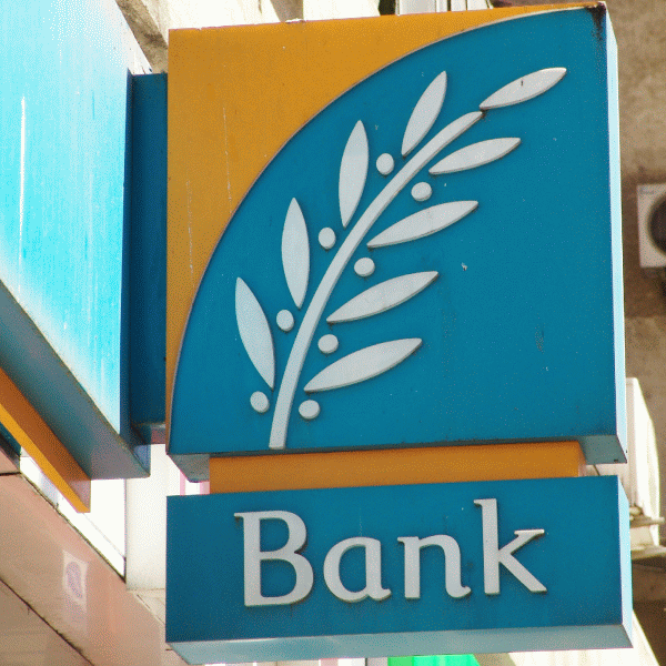 Bank of Cyprus România - înainte cu tupeu