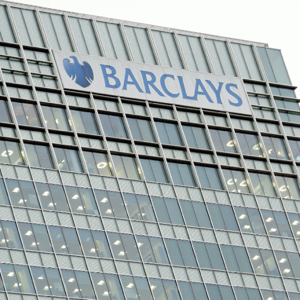 Şeicul din Abu Dhabi a ieşit din acţionariatul "Barclays"