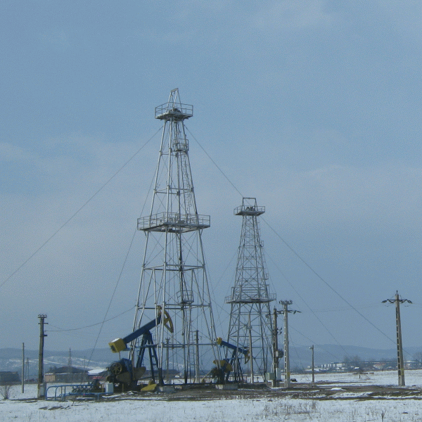 Impozite suplimentare, în locul majorării redevenţelor petroliere