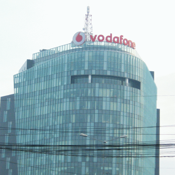 Vodafone, aproape să achiziţioneze o parte din operaţiunile RCS-RDS