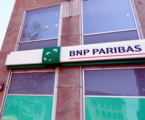 SUA ar putea amenda "BNP Paribas" cu peste cinci miliarde dolari