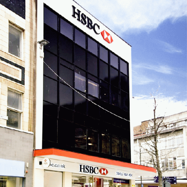 Profitul HSBC scade pentru prima oară după 2009