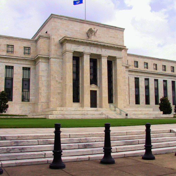 Federal Reserve vede un risc în aprecierea dolarului