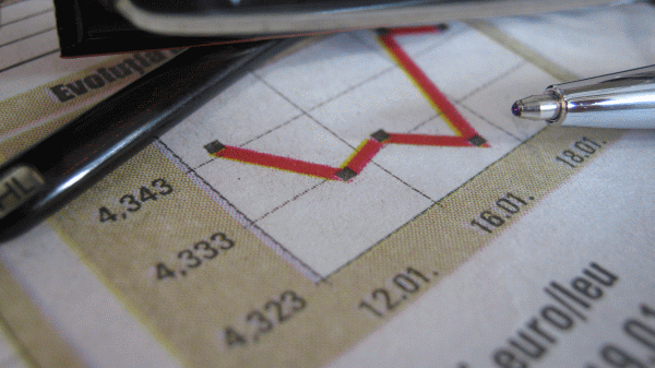 Exportul intracomunitar va înregistra o creştere uşoară în 2015, până la 8,2%, faţă de 2014