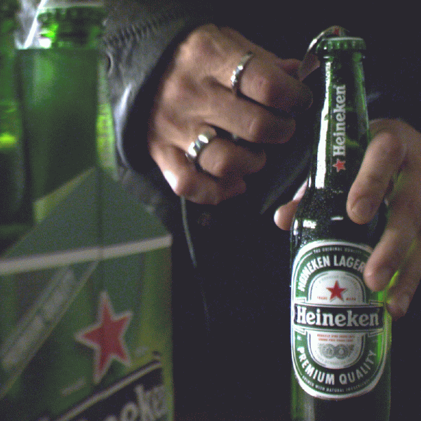 "Heineken" are vânzări peste aşteptări datorită noilor produse