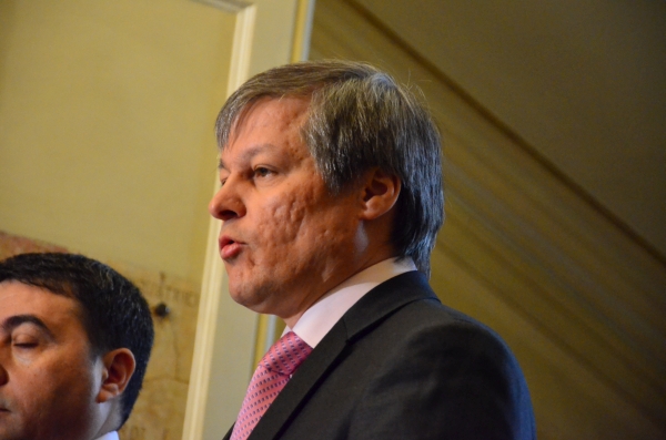 Dacian Cioloş: "Vrem ca achiziţiile publice să fie mai transparente"