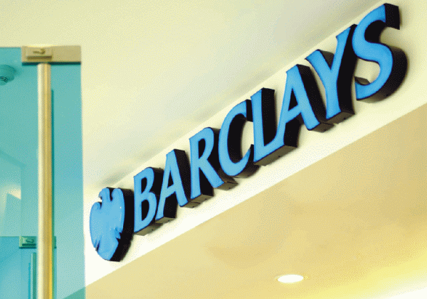 "Mediobanca" preia sucursalele "Barclays" din Italia