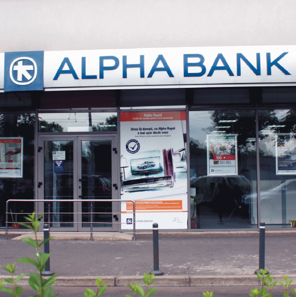 "Credit Agricole" preia aproape 10% din "Alpha Bank"