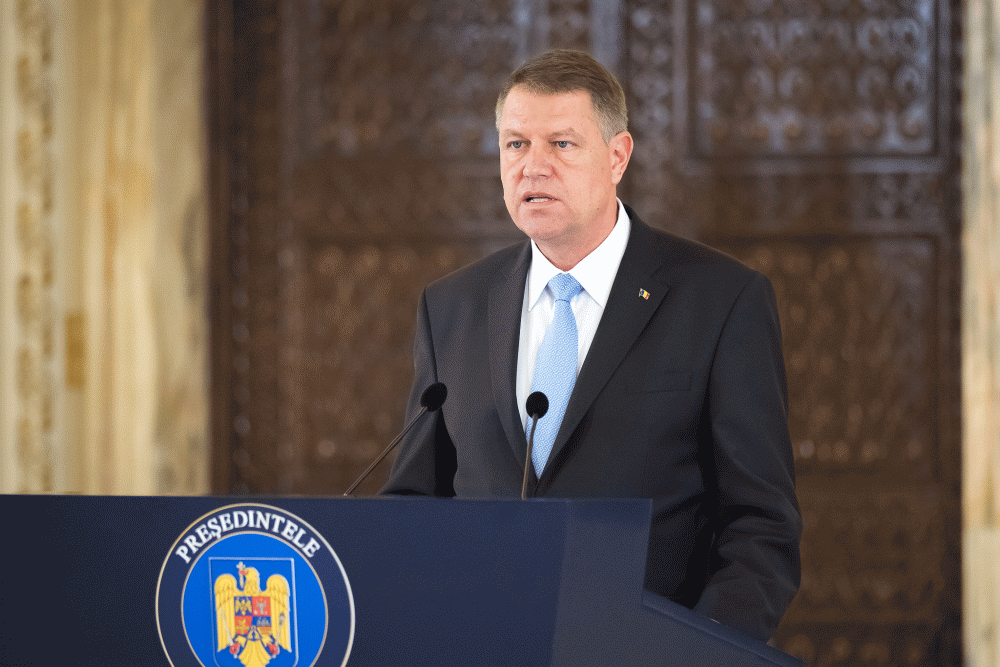 Iohannis a trimis Legea dării în plată spre reexaminare la Parlament