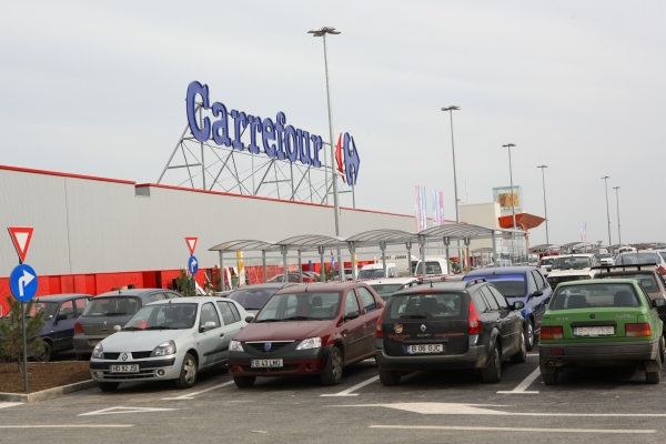 Carrefour anunţă proiectul de achiziţie a reţelei de 86 de supermarketuri Billa în România