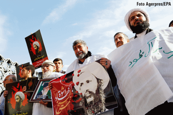 Iranienii protestează contra Arabiei Saudite, în Teheran.