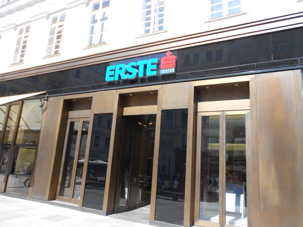 Erste Group a trecut pe profit anul trecut, cu 968,2 milioane de euro