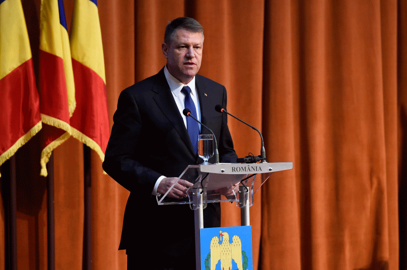 Iohannis solicită reexaminarea legii antiplagiat