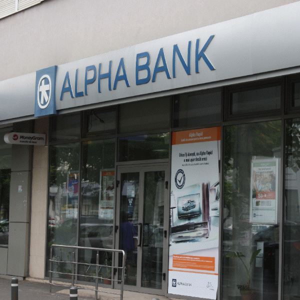 Pierderile Alpha Bank s-au redus în primul trimestru la 2,2 milioane de euro