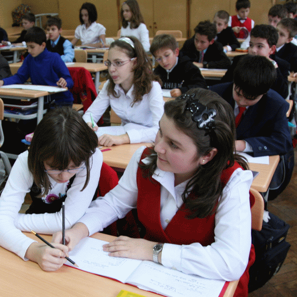 Evaluarea Naţională s-a încheiat, urmează bacalaureatul