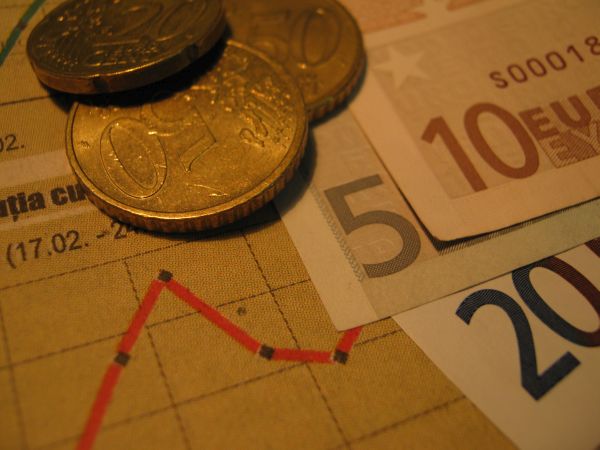 Creşterea economică va accelera în acest an la 4,1%