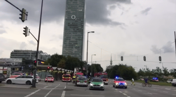 Poliţia din Munchen, pe urmele atacatorului (Sursa foto: captură Youtube)