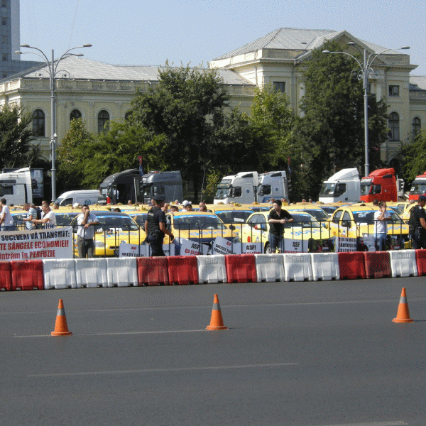 Transportatorii acuză Poliţia Rutieră de abuzuri