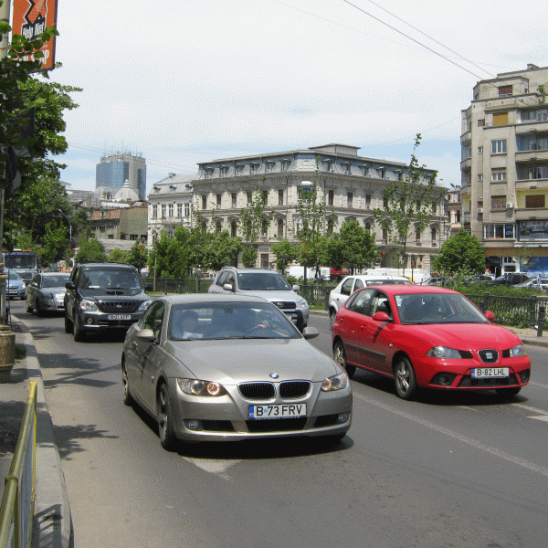 Transportatorii anulează protestul anunţat pentru 2 noiembrie, după o discuţie la Guvern