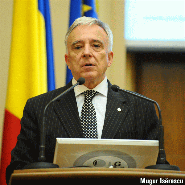 Isărescu: "Forţa de muncă devineo problemă"