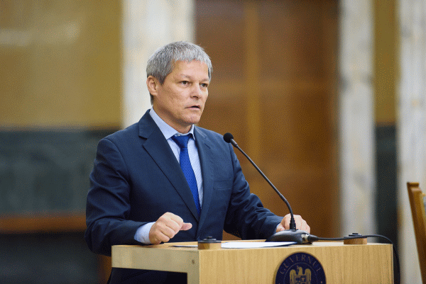 Cioloş a demis un secretar de stat şi doi subsecretari de stat de la DIPI