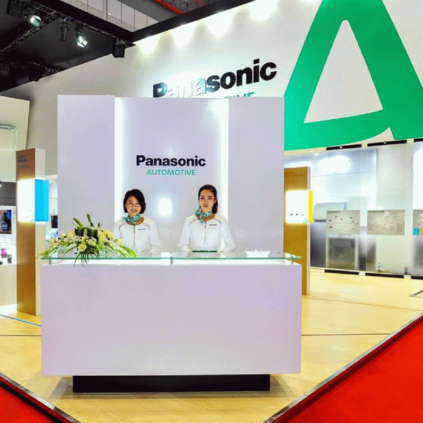 Nikkei: "Panasonic" negociază achiziţia unui producător austriac de faruri