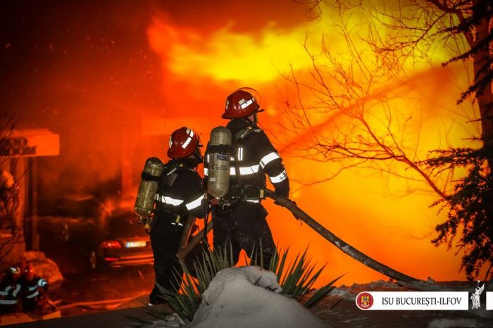 Incendiul din clubul Bamboo (Sursa foto: Facebook/ ISU Bucureşti-Ilfov)