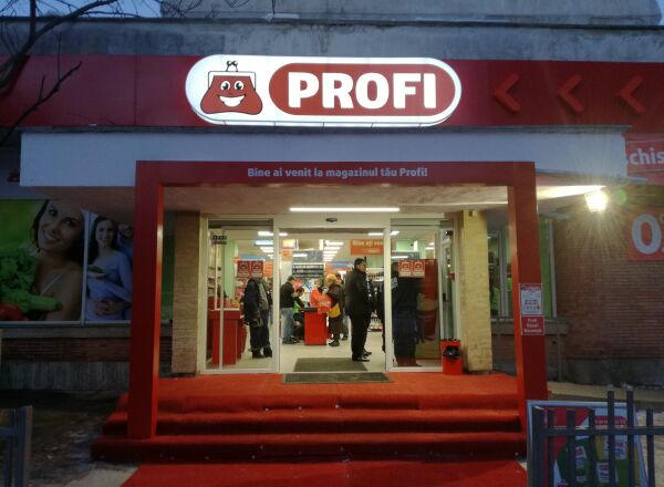 "Profi" a inaugurat astăzi şapte noi magazine