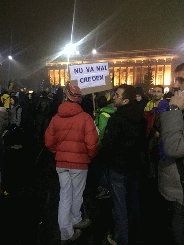 Peste 600.000 de persoane au protestat în ţara noastră