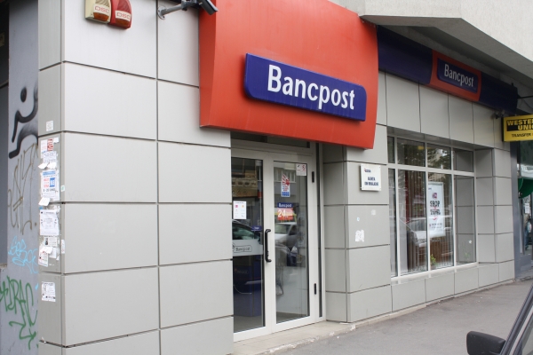 "Eurobank" vinde o participaţie în subsidiara sa din România, "Bancpost" 