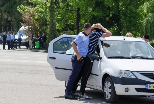 Poliţia Română (Sursa foto: Facebook)