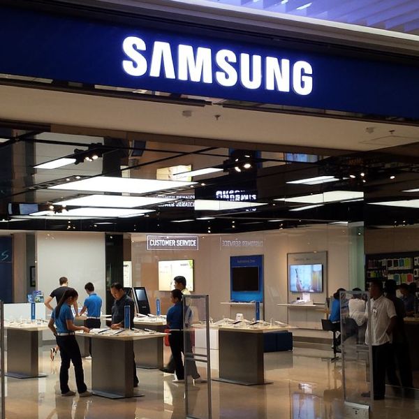 "Samsung" depăşeşte "Apple", devenind cea mai profitabilă companie din sectorul tehnologic