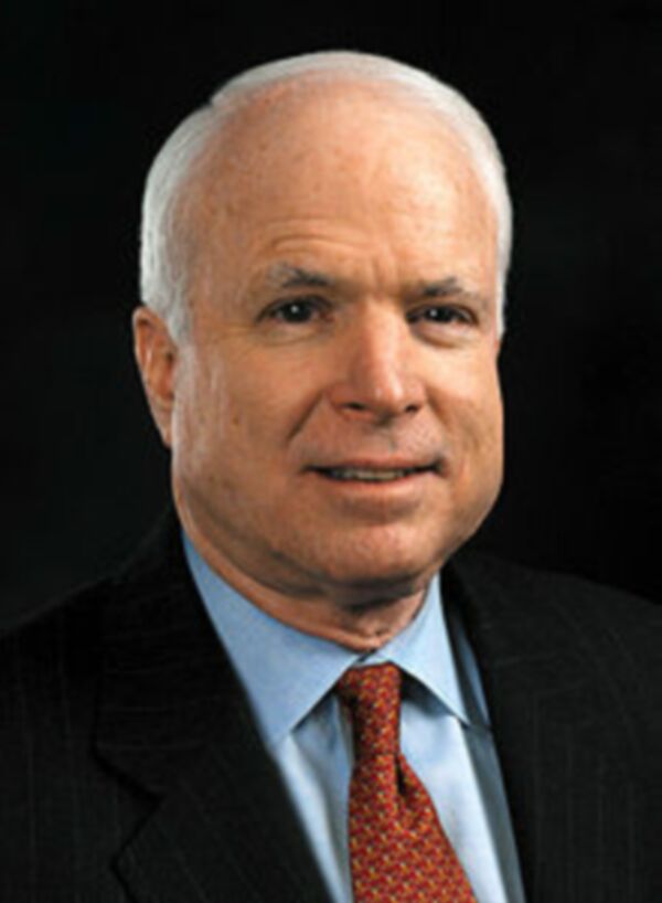 John McCain (Sursa foto: Wikipedia) 